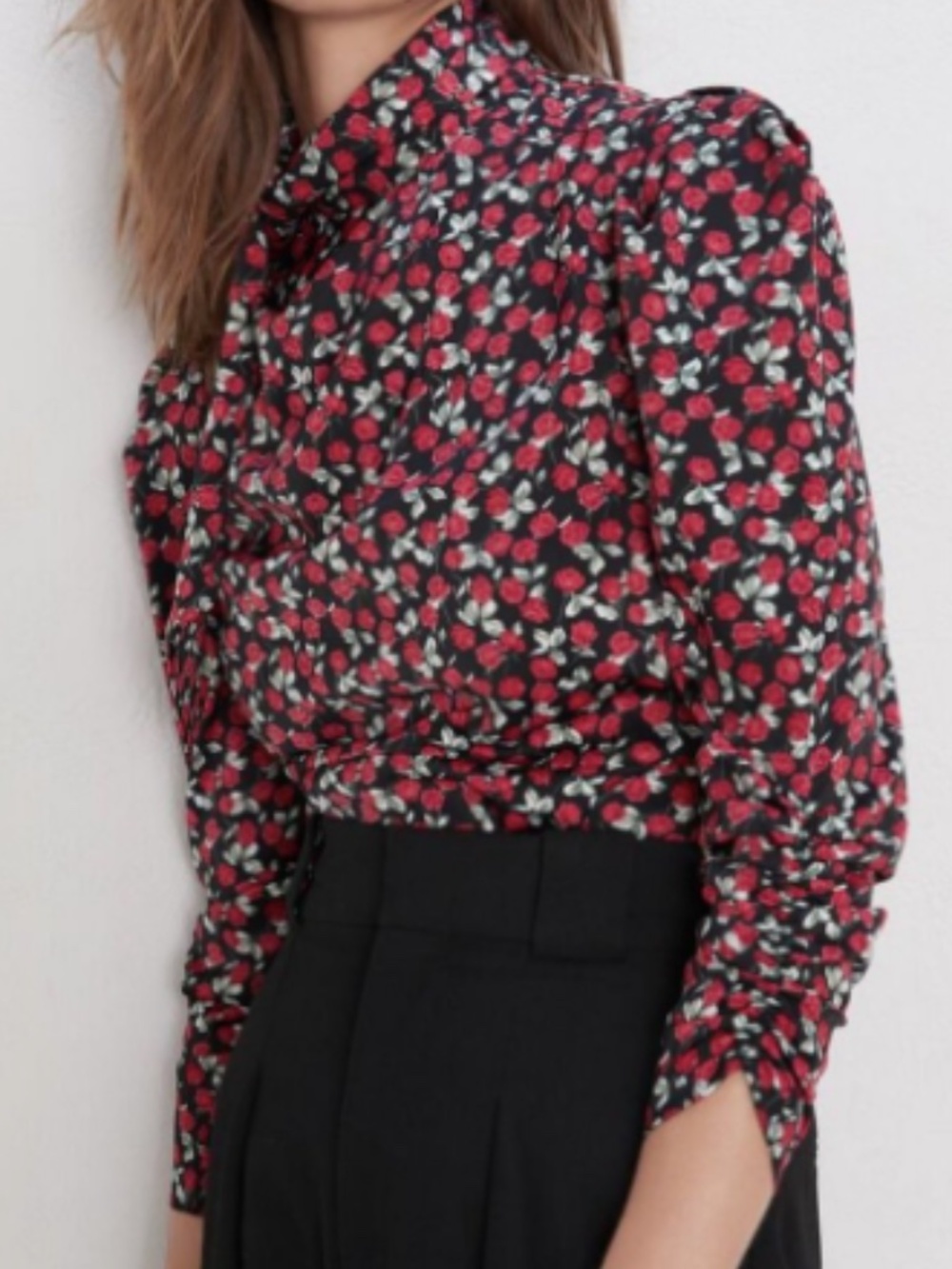 Zara Women's Black & Red Floral High Collar Long Sleeve Ruched Blouse Size M